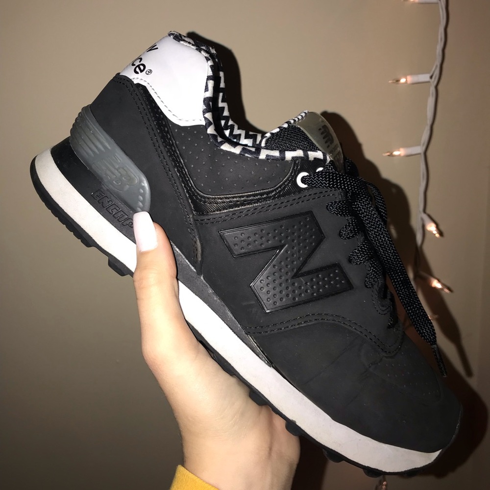 574 NEW BALANCE SHOES 🖤
